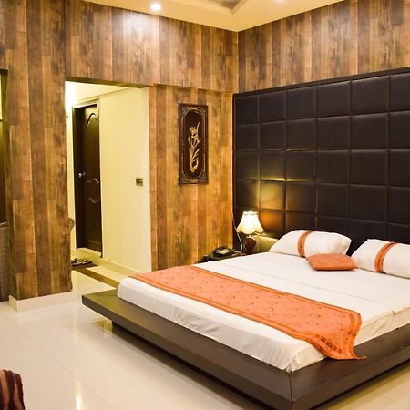 Royal Inn Hotel Karachi Ngoại thất bức ảnh