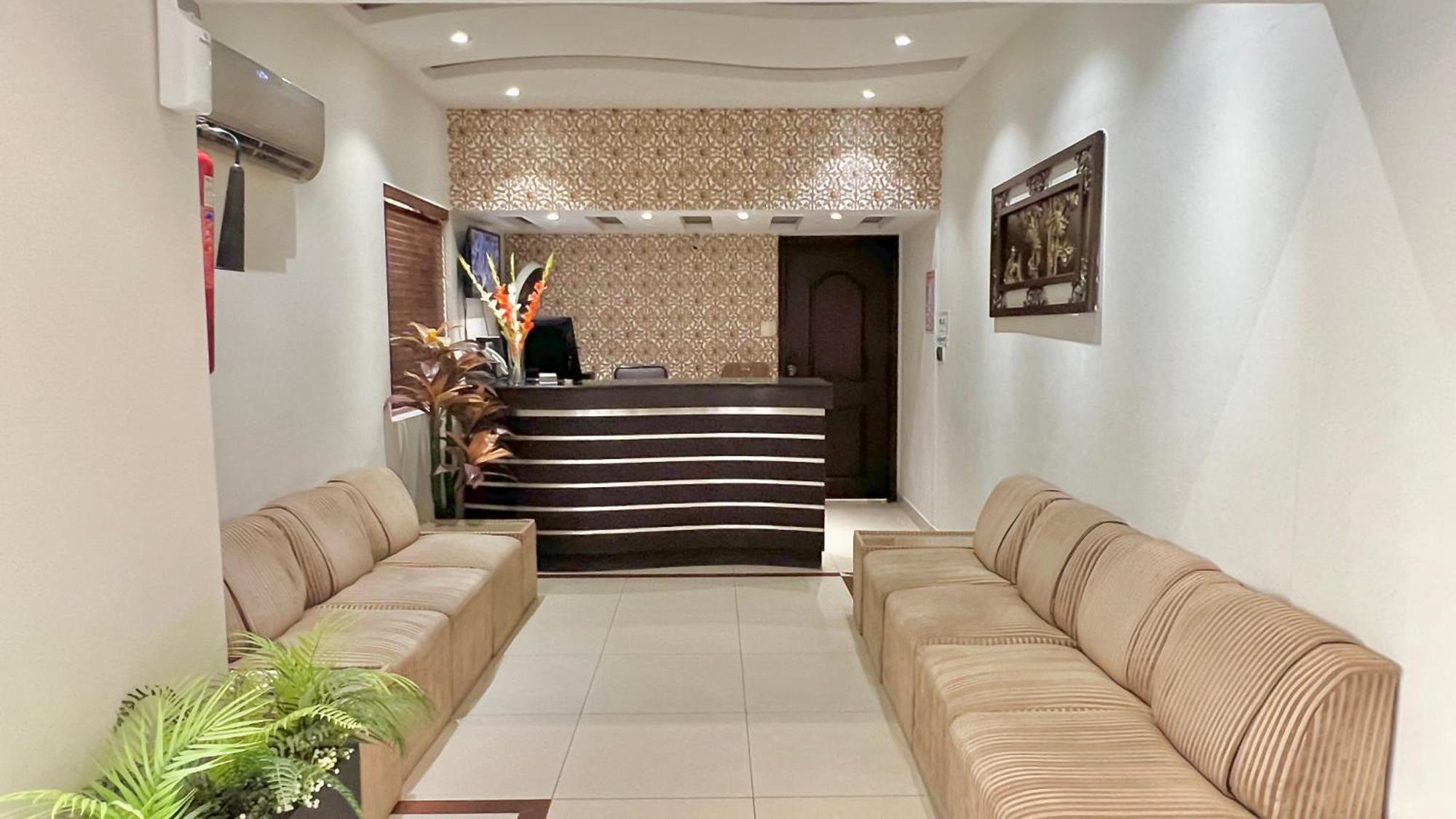 Royal Inn Hotel Karachi Ngoại thất bức ảnh