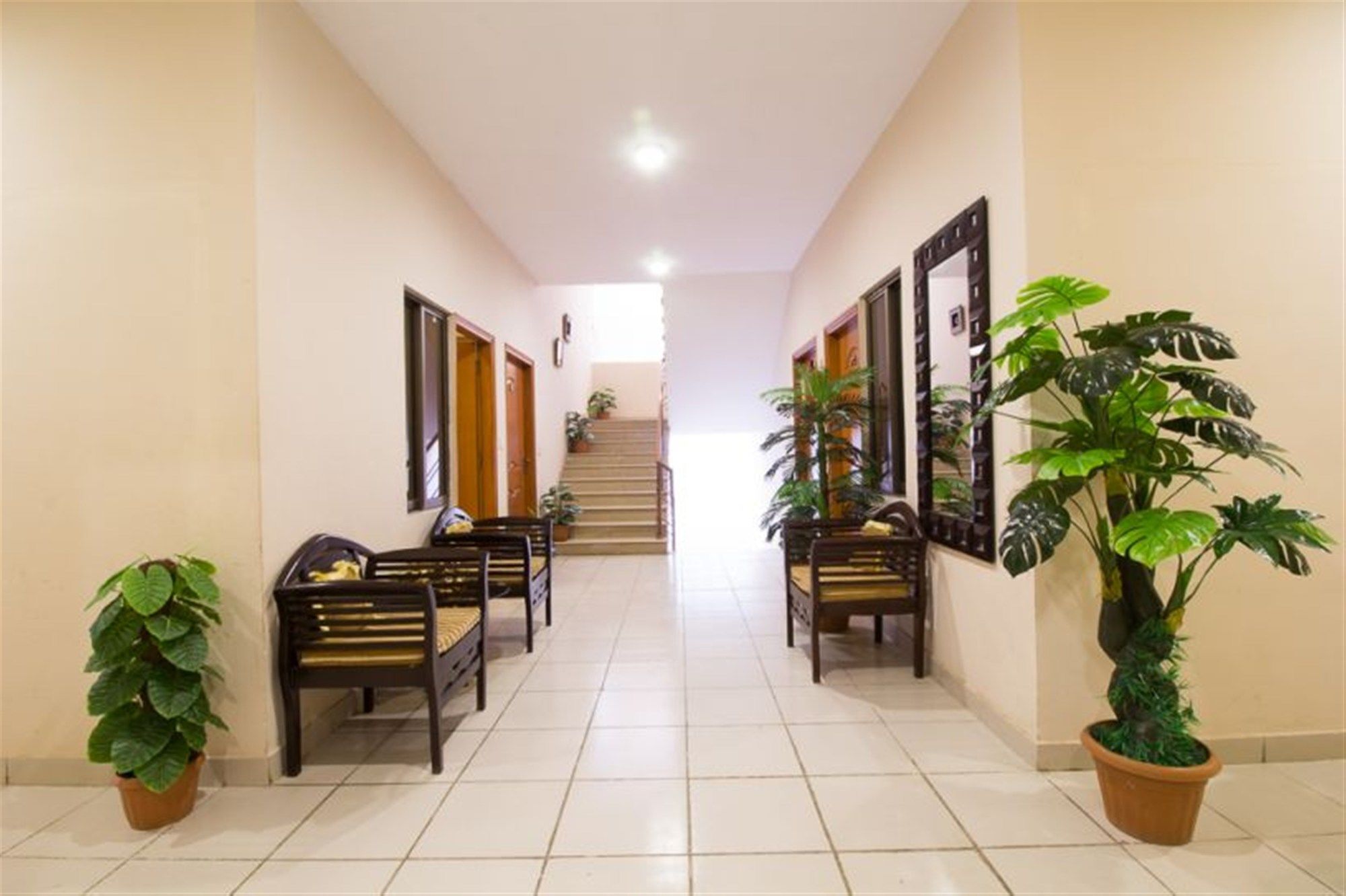 Royal Inn Hotel Karachi Ngoại thất bức ảnh