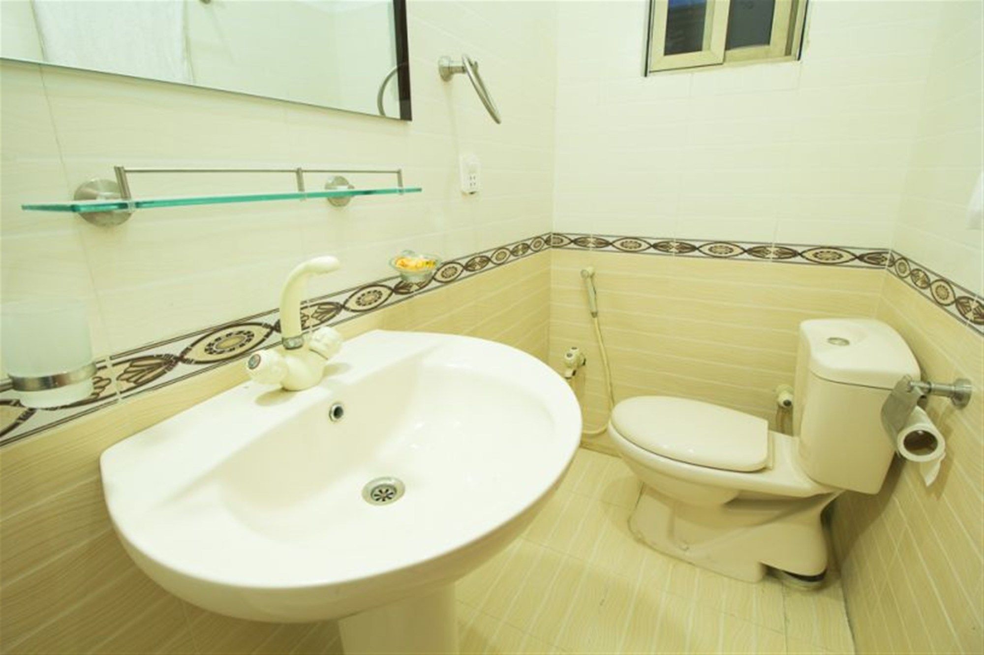 Royal Inn Hotel Karachi Ngoại thất bức ảnh