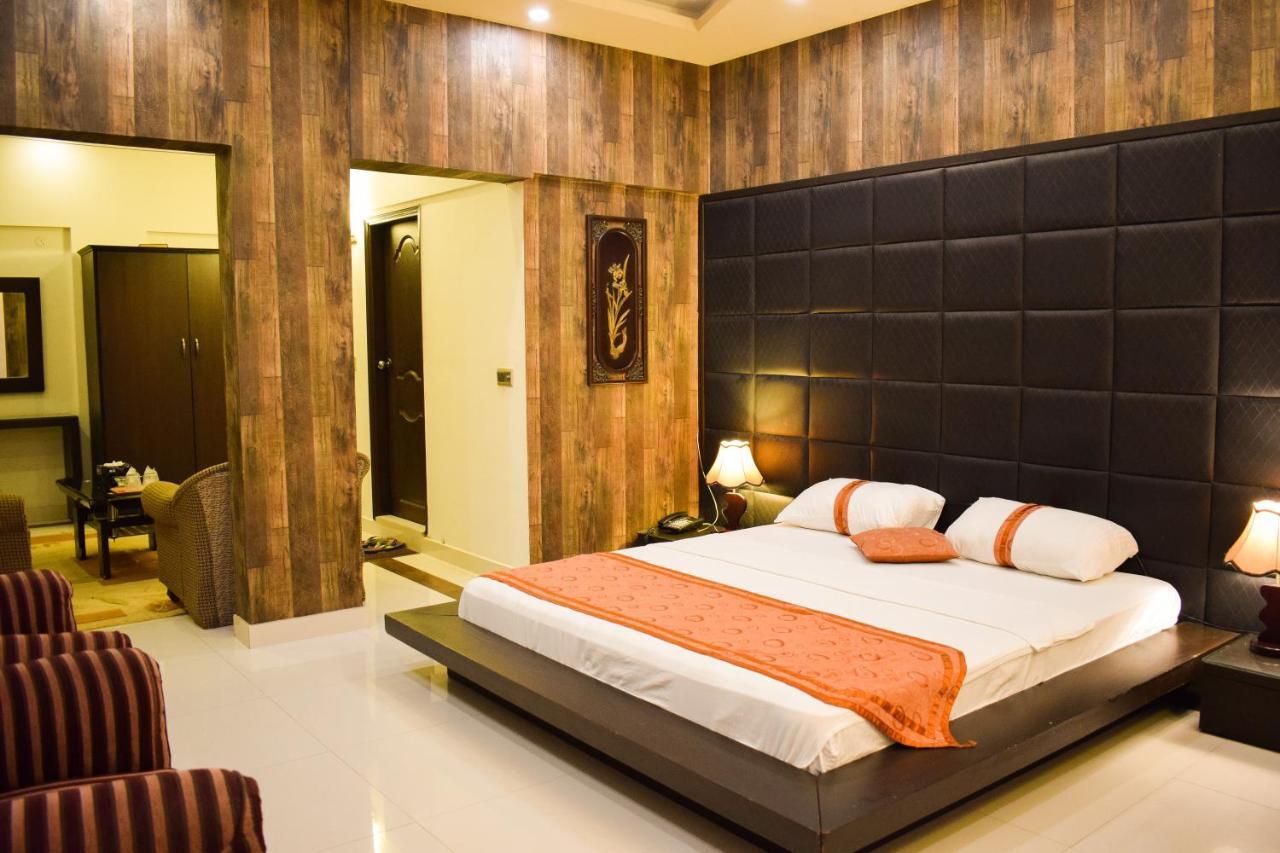 Royal Inn Hotel Karachi Ngoại thất bức ảnh